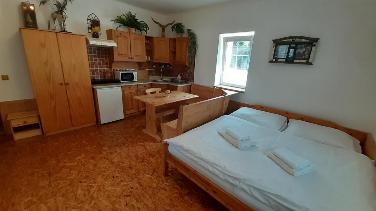 Resort Chribska Apartmany Adri المظهر الخارجي الصورة