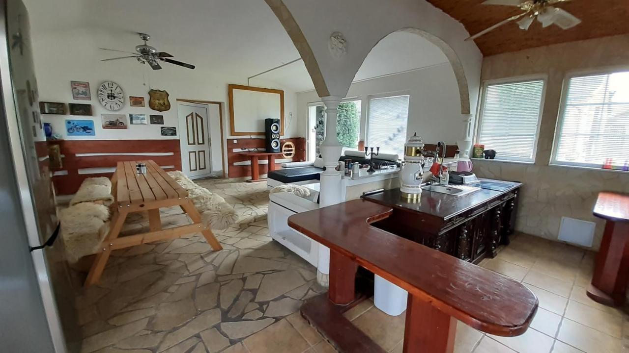 Resort Chribska Apartmany Adri المظهر الخارجي الصورة