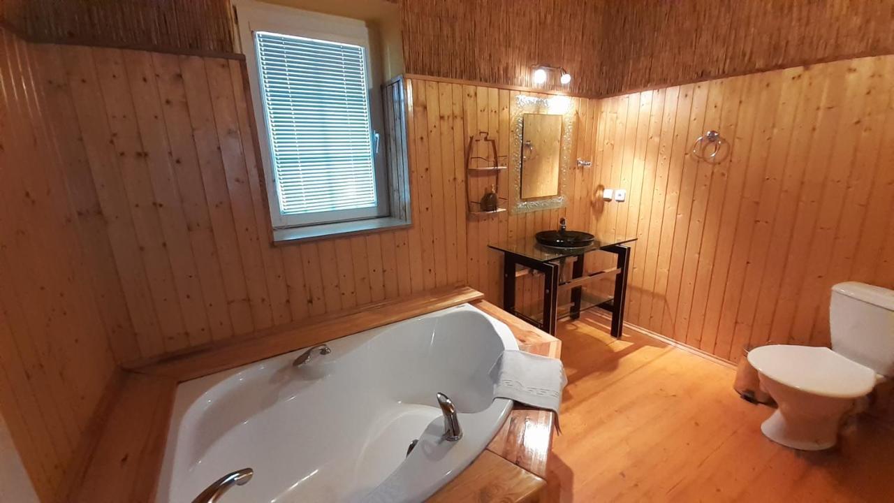 Resort Chribska Apartmany Adri المظهر الخارجي الصورة