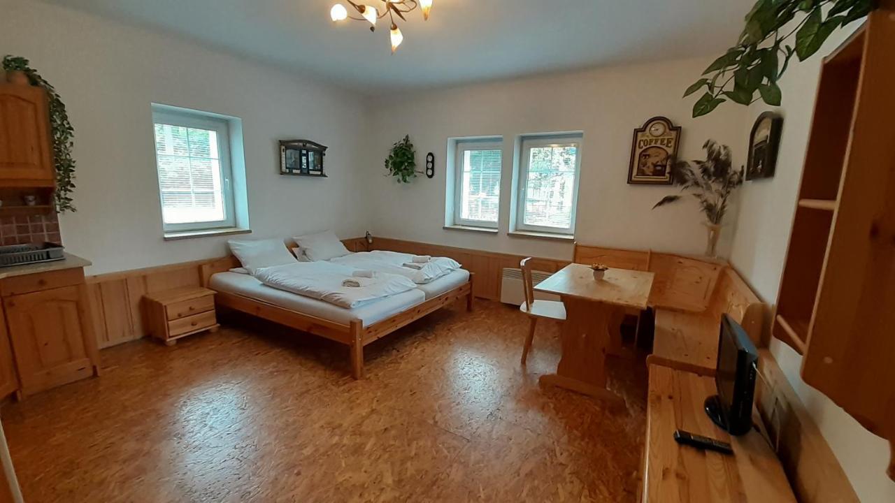 Resort Chribska Apartmany Adri المظهر الخارجي الصورة